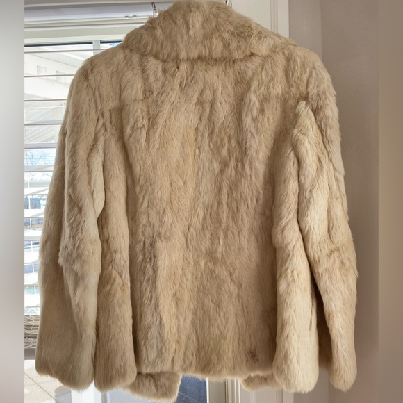 Fur Coat - Picture 3 of 3
